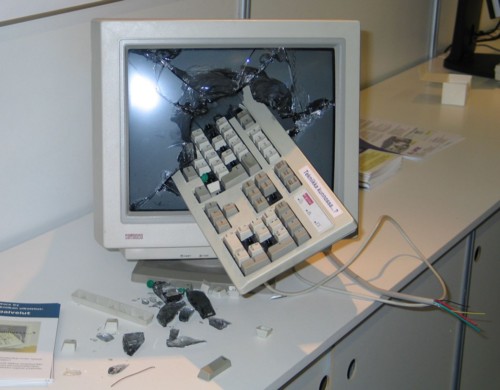 broken-computer.jpg