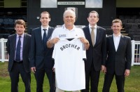 Fulham FC Manager Martin Jol (centre) with Brother UK MD Phil Jones (second right)