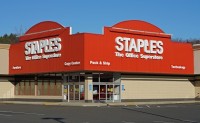Staples_store web